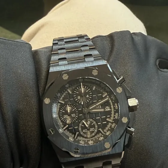 Audemars Piguet Royal Oak Offshore Selfwinding Chronograph 26238CD OO 1300CD 01 black ceramic case and bezel black dial black ceramic bracelet 42mm Men s Automatic