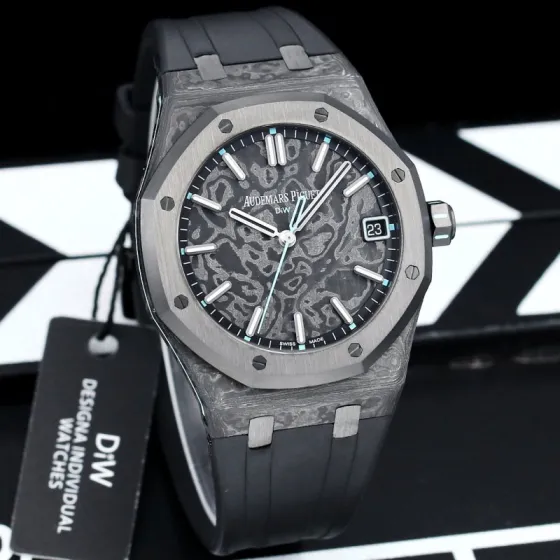 Audemars Piguet Royal Oak 15500 DiW gray carbon case and bezel gray patterned dial black rubber strap 41mm Men s Automatic