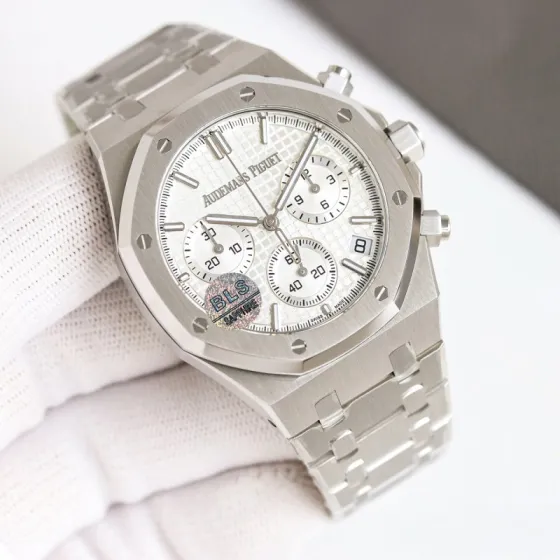 Audemars Piguet Royal Oak Chronograph 26240ST stainless steel silver bezel white dial steel bracelet 41mm Men s Automatic